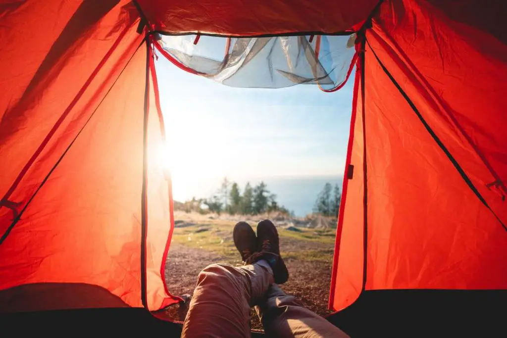 How To Camp In Hot Weather - The Outdoor Adventurer Network