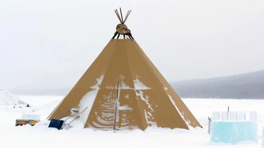 Winter-Canvas-Tent